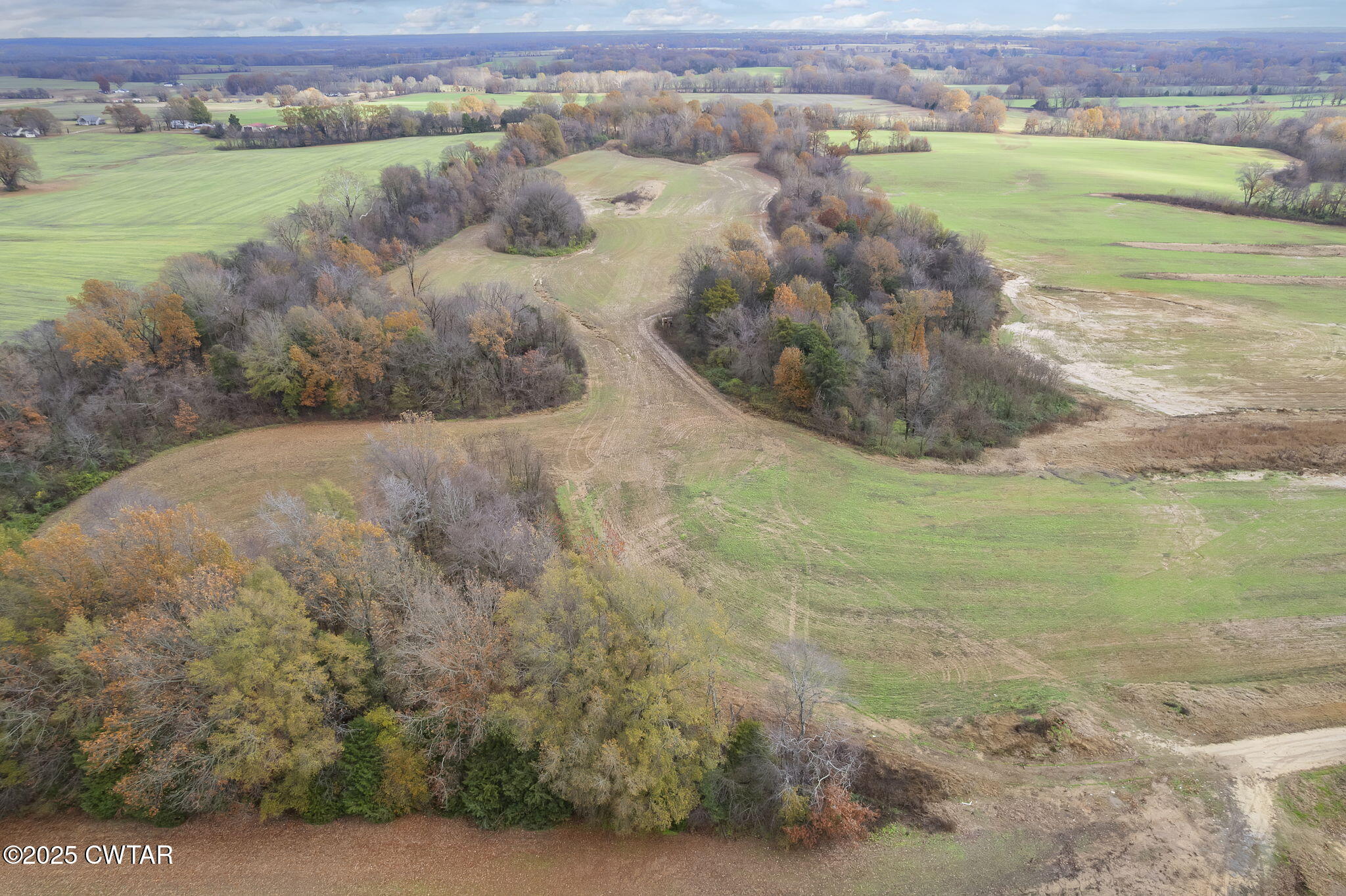0 Jesse Patterson Road Trenton, TN 38382 - Photo 25 of 31 a view of a lake from a yard