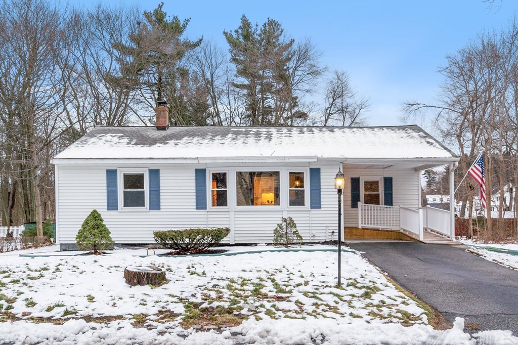 10 Lockwood Road Wilmington, MA 01887 - Photo 1 of 38 Gallery Image 1
