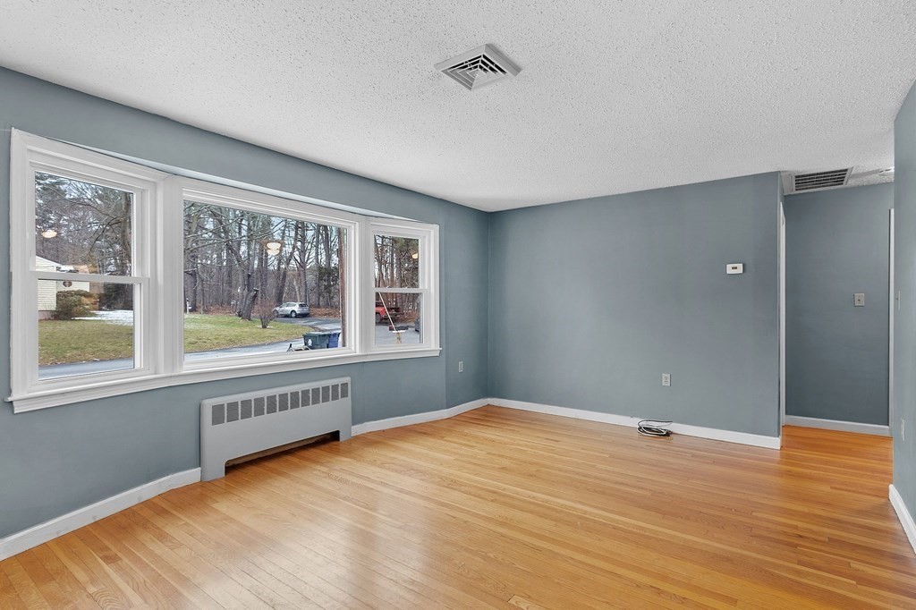 10 Lockwood Road Wilmington, MA 01887 - Photo 21 of 38 Gallery Image 21