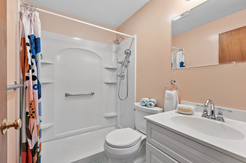 10 Lockwood Road Wilmington, MA 01887 - Photo 24 of 38 Gallery Image 24