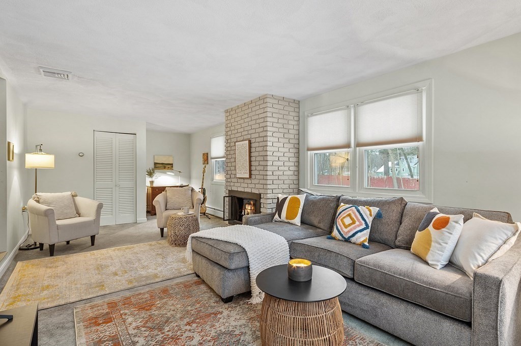 10 Lockwood Road Wilmington, MA 01887 - Photo 5 of 38 Gallery Image 5