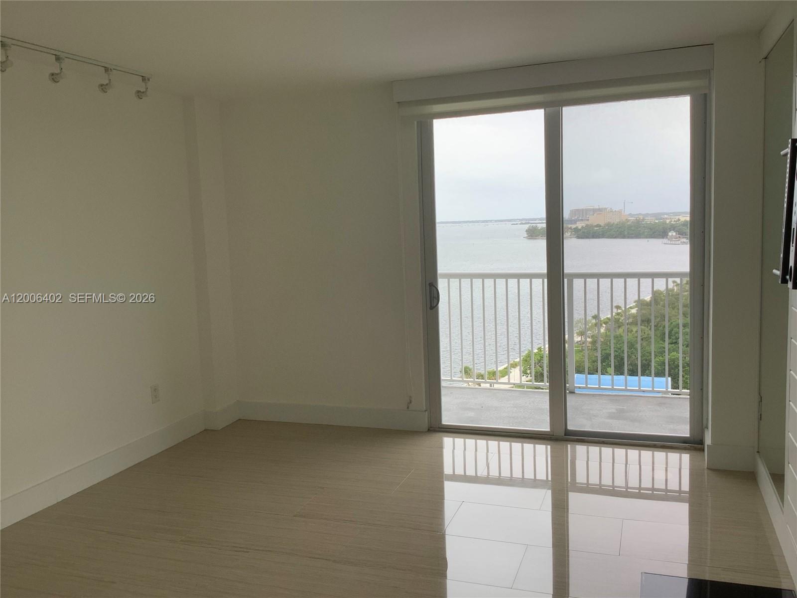 150 Southeast 25th Road, Unit 14H Miami, FL 33129 - Photo 13 of 27