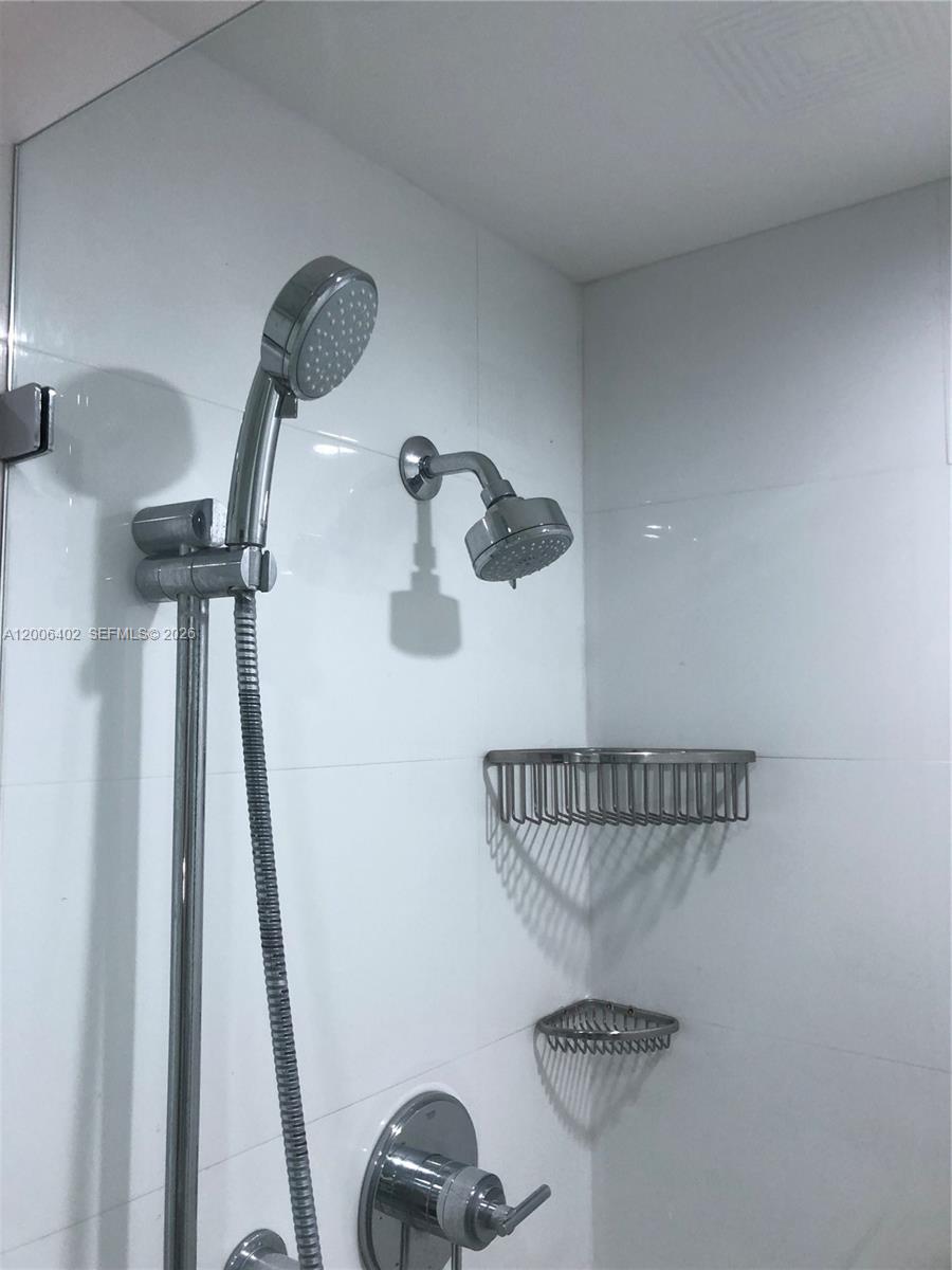 150 Southeast 25th Road, Unit 14H Miami, FL 33129 - Photo 19 of 27