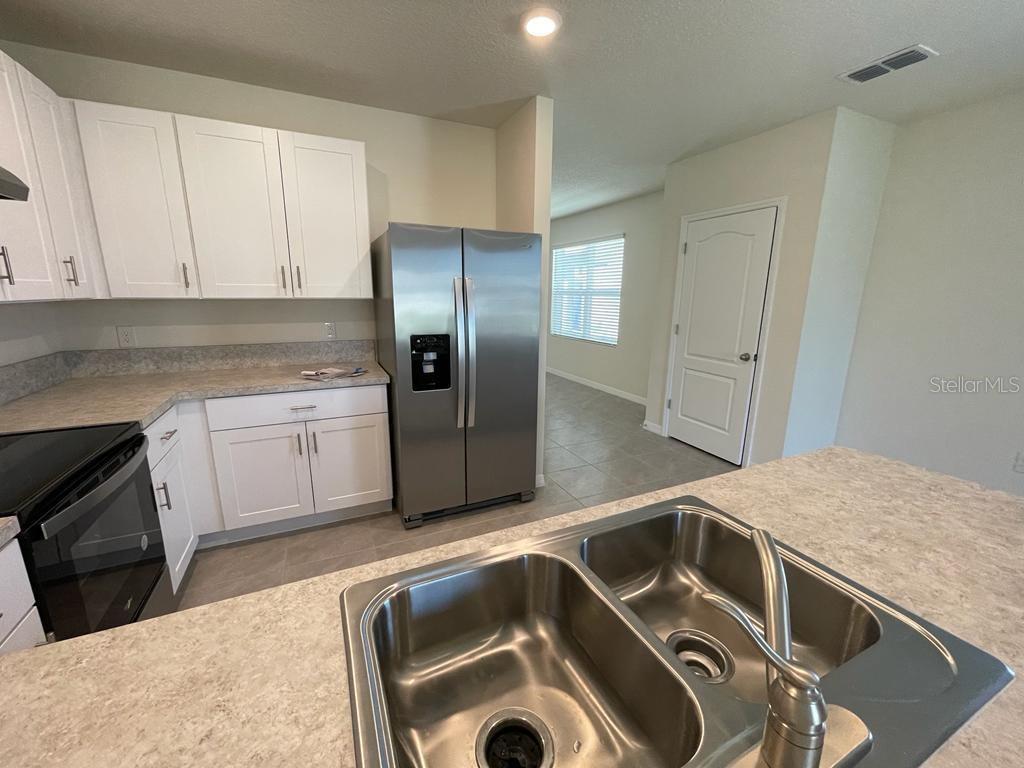 1533 Quinta Road Kissimmee, FL 34744 - Photo 10 of 16 Gallery Image 10