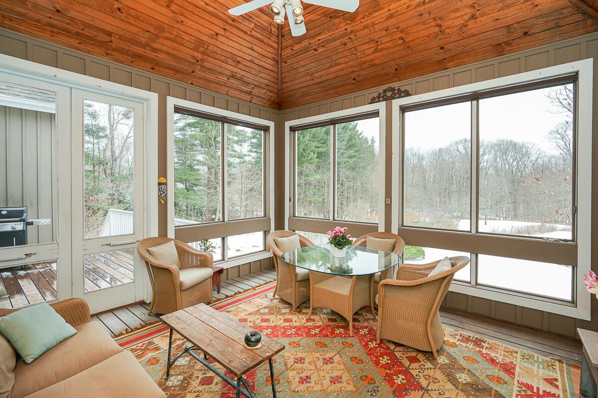 3750 Alward Road Southwest Pataskala, OH 43062 - Photo 23 of 60 Four Season Room