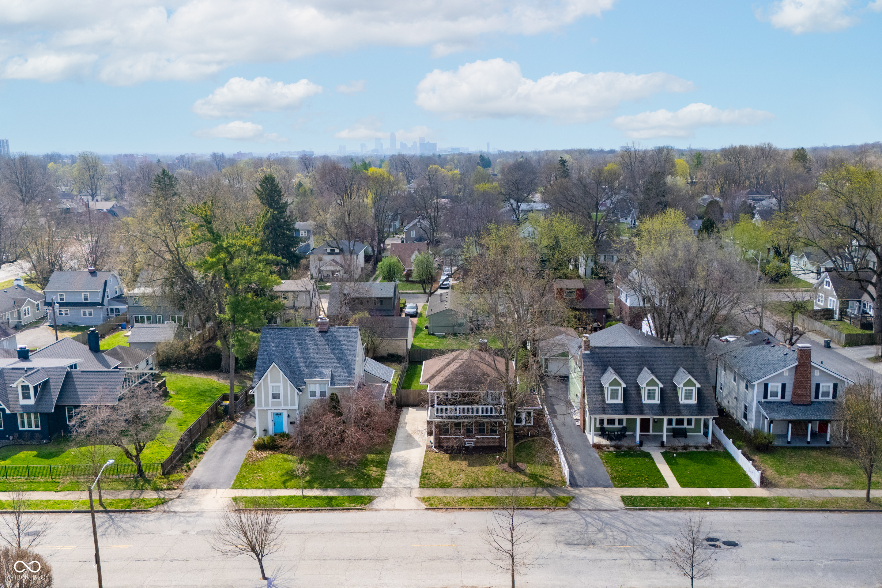 331 West Hampton Drive Indianapolis, IN 46208 - Photo 33 of 36