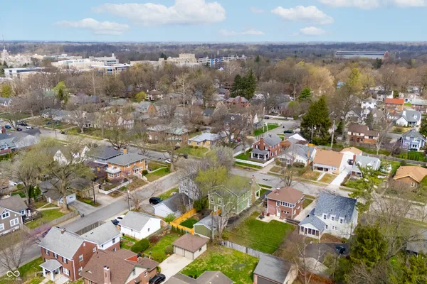 $425,000 | 331 West Hampton Drive, Indianapolis, IN 46208