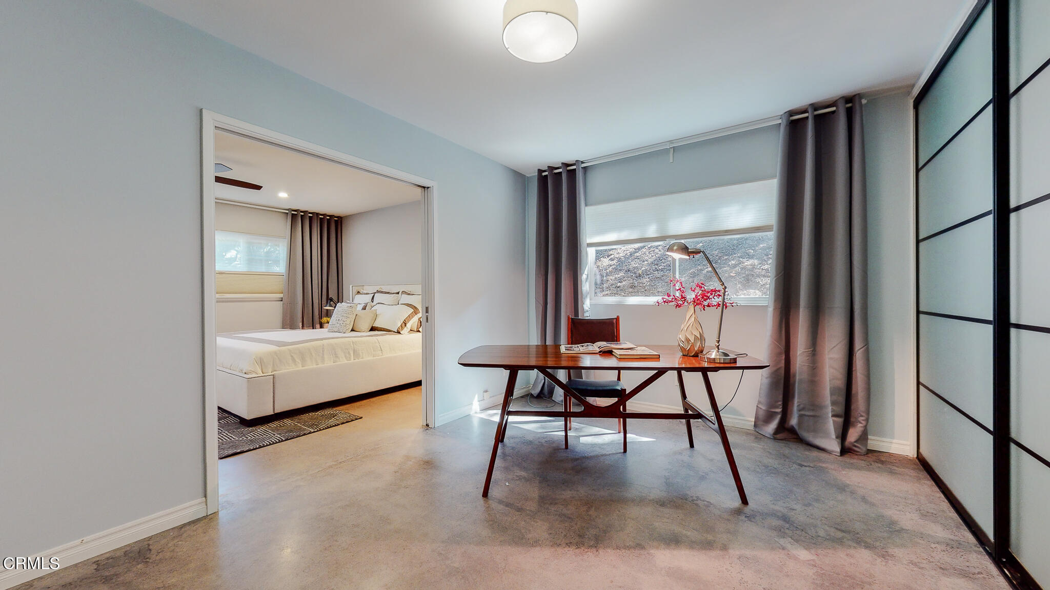 462 Devonwood Road Altadena, CA 91001 - Photo 23 of 39 a view of a livingroom with furniture and window