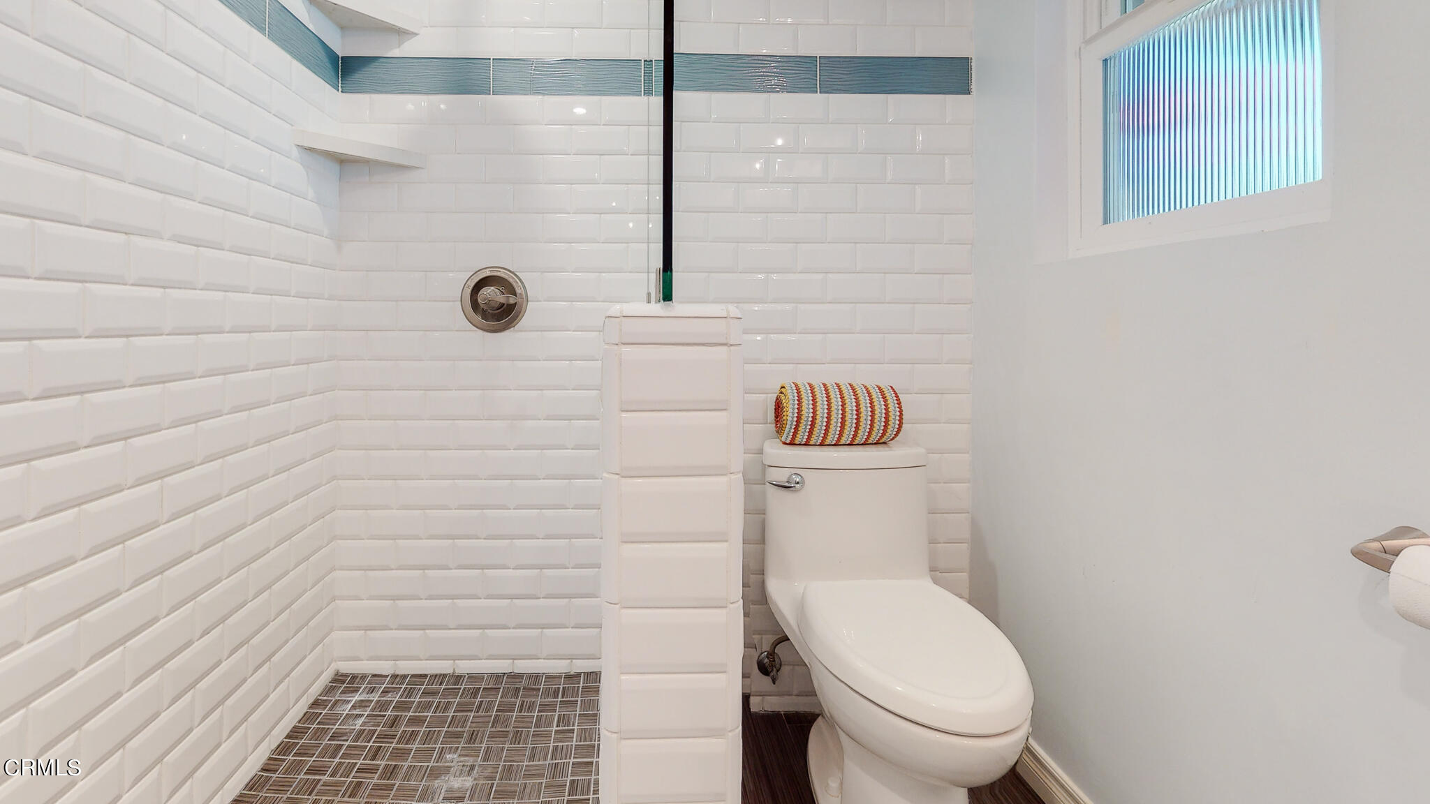 462 Devonwood Road Altadena, CA 91001 - Photo 28 of 39 a bathroom with a toilet and a shower