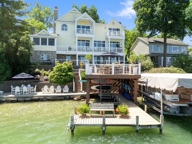 W5284 Lauderdale Drive, La Grange, WI 53121