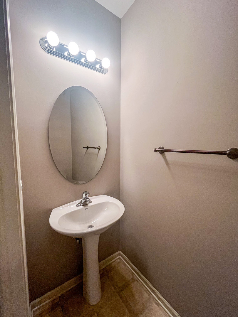 614 Caleb Drive, Unit A Ottawa, IL 61350 - Photo 8 of 18