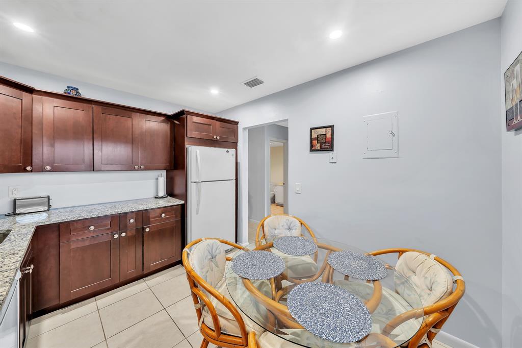 9278 Vista Del Lago, Unit 31F Boca Raton, FL 33428 - Photo 11 of 33