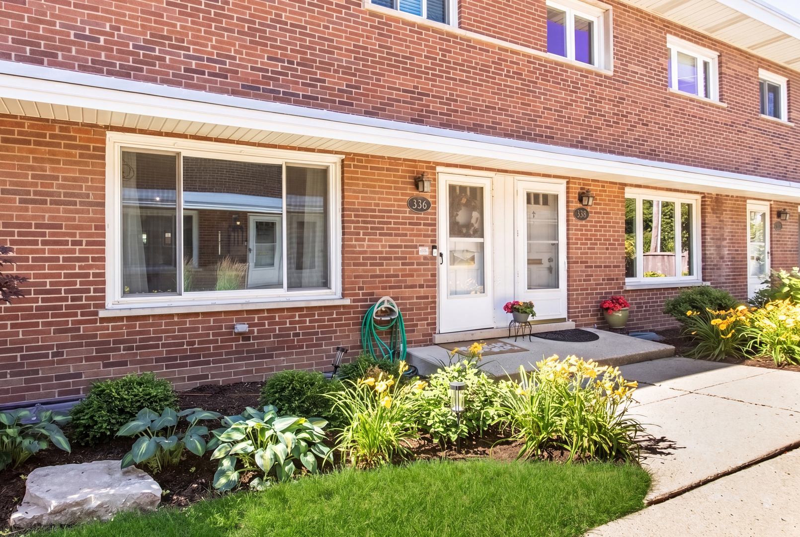 336 South Maple Street Mount Prospect, IL 60056 - Photo 3 of 27