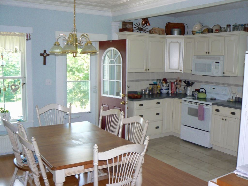 105 Marshall Road Bloomfield, VT 05905 - Photo 2 of 40 Gallery Image 2