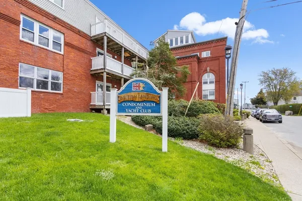 $375,000 | 45 Main Street, Unit 21, Wareham, MA 02571