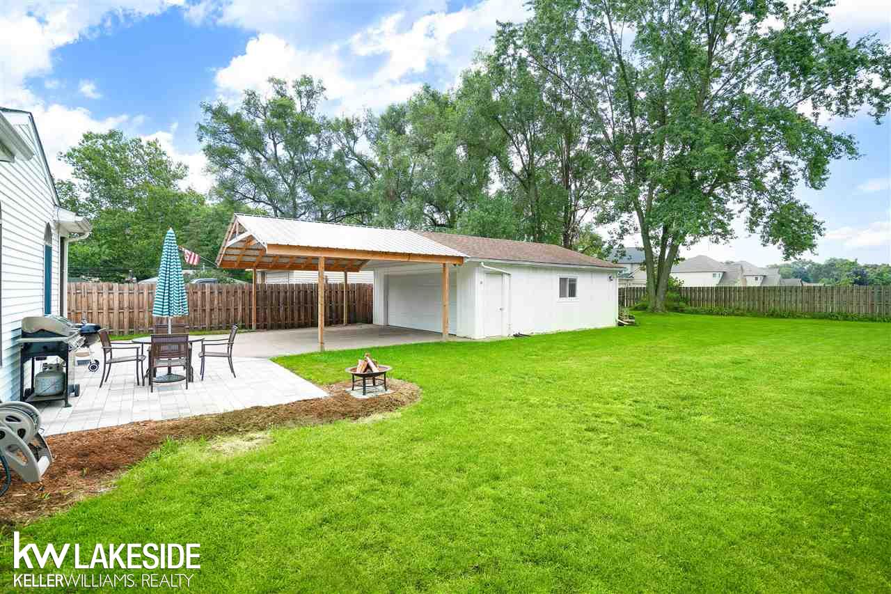 2022 Durham Road Utica, MI 48317 - Photo 32 of 36