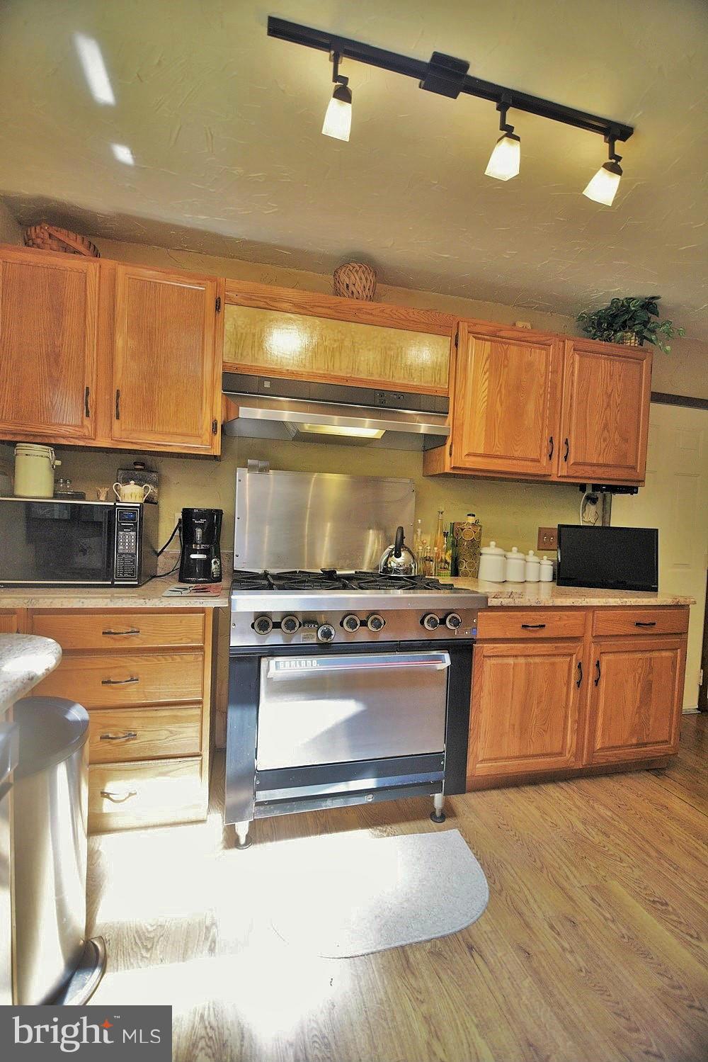 8802 Indian Springs Road Frederick, MD 21702 - Photo 11 of 30 Kitchen