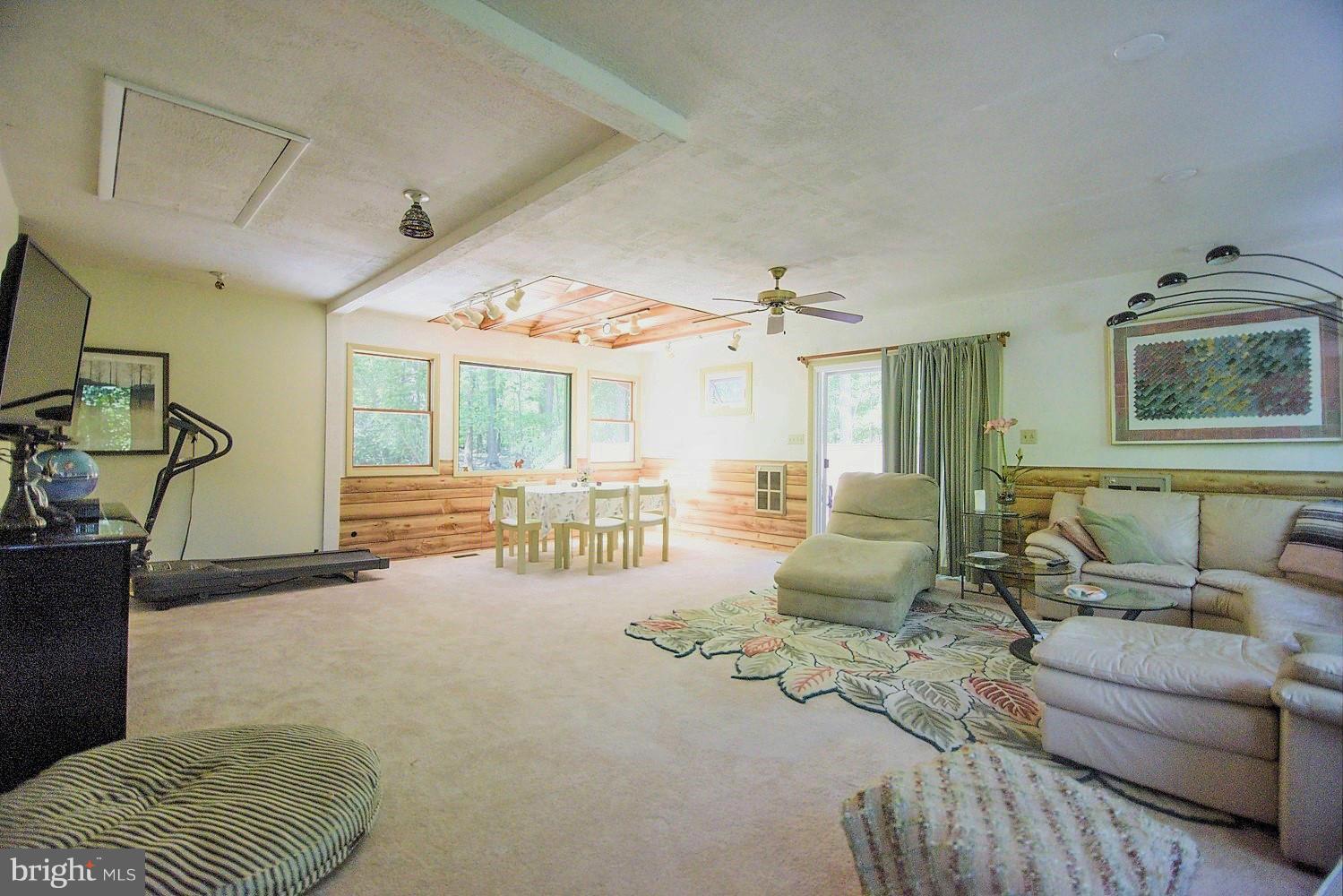 8802 Indian Springs Road Frederick, MD 21702 - Photo 16 of 30 Interior (General)