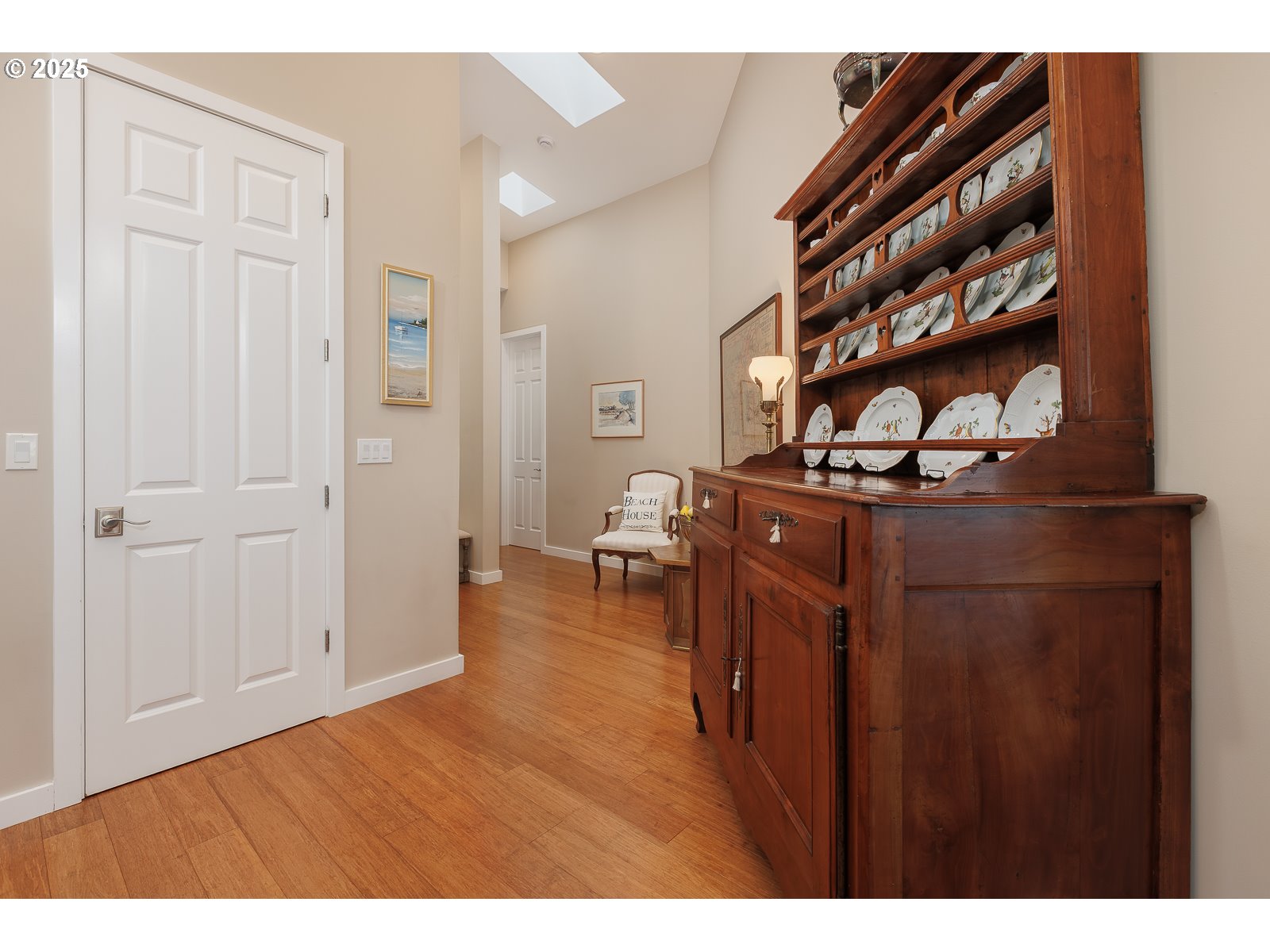 108 Sea Crest Court Otter Rock, OR 97369 - Photo 23 of 45 a view of livingroom with furniture and wooden floor