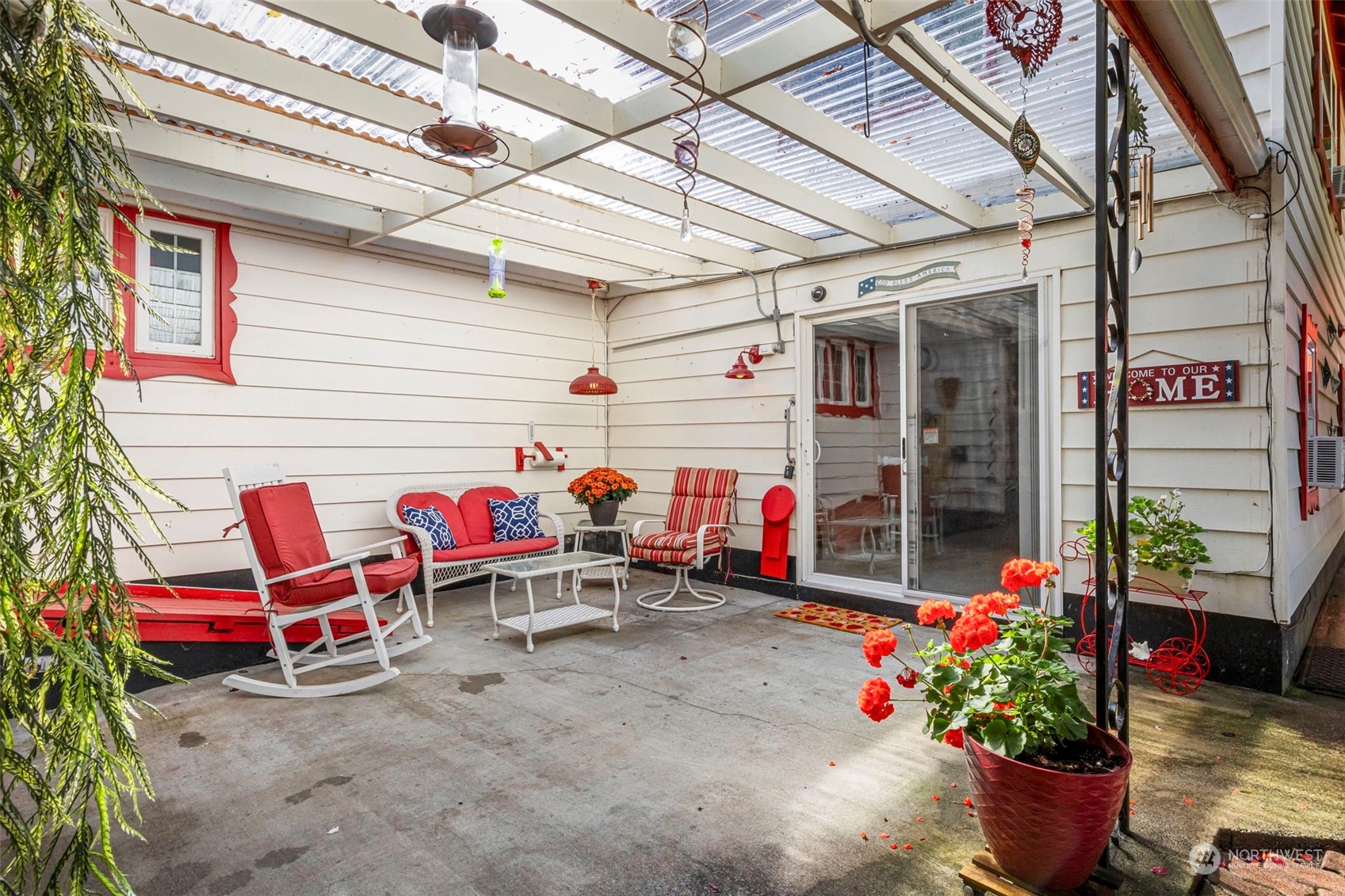 105 Sunnyhill Road West Bremerton, WA 98312 - Photo 16 of 31 Gallery Image 16