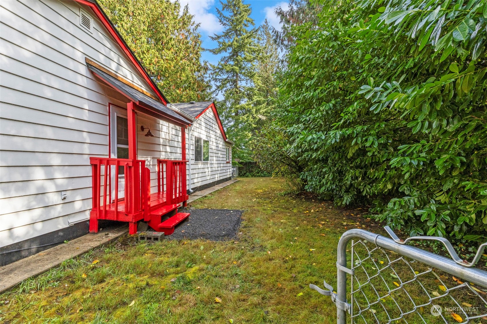 105 Sunnyhill Road West Bremerton, WA 98312 - Photo 29 of 31 Gallery Image 29