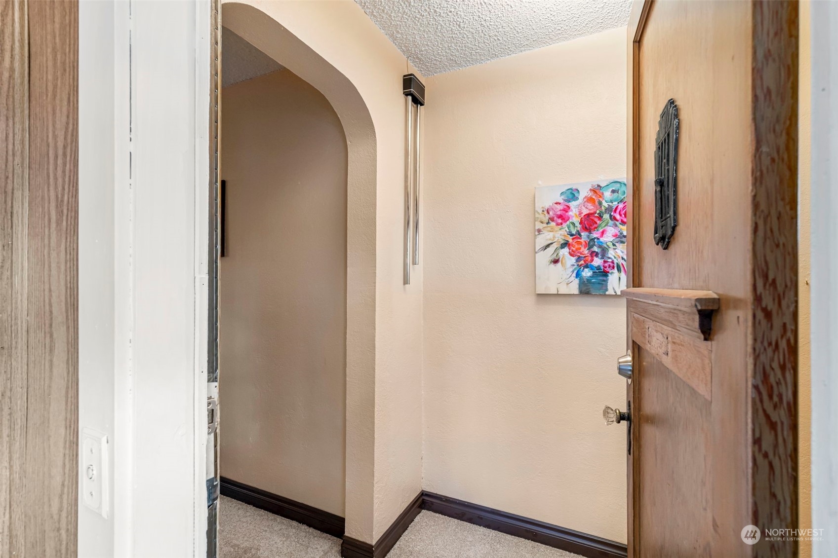 105 Sunnyhill Road West Bremerton, WA 98312 - Photo 4 of 31 Gallery Image 4