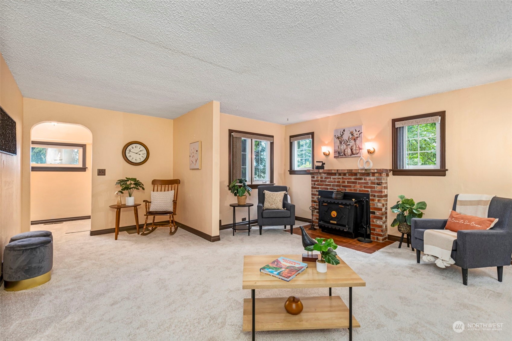 105 Sunnyhill Road West Bremerton, WA 98312 - Photo 6 of 31 Gallery Image 6