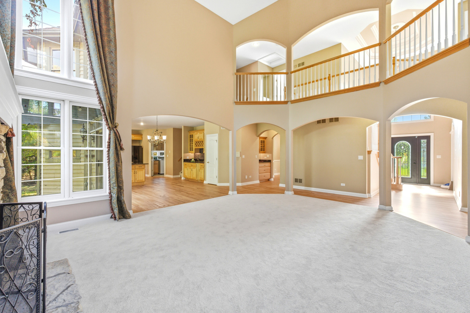 37-w004 Ridgewood Drive St. Charles, IL 60175 - Photo 12 of 44 a view of an entryway with a door