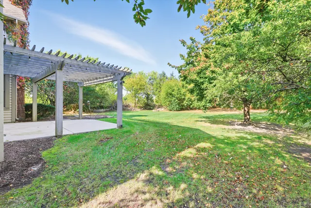 $730,000 | 37-w004 Ridgewood Drive, St. Charles, IL 60175