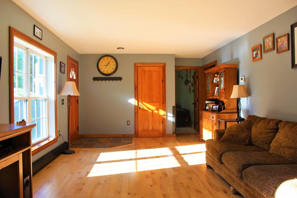 619 Fontaine Hill Road Morristown, VT 05661 - Photo 4 of 12 Gallery Image 4