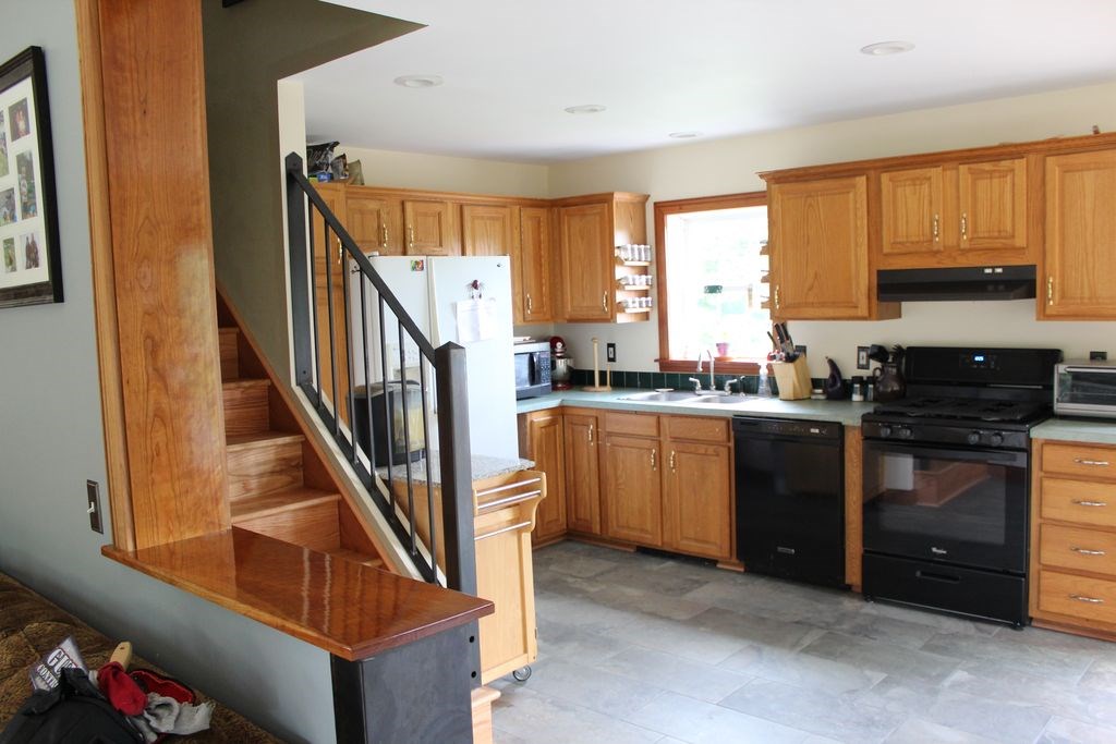 619 Fontaine Hill Road Morristown, VT 05661 - Photo 9 of 12 Gallery Image 9