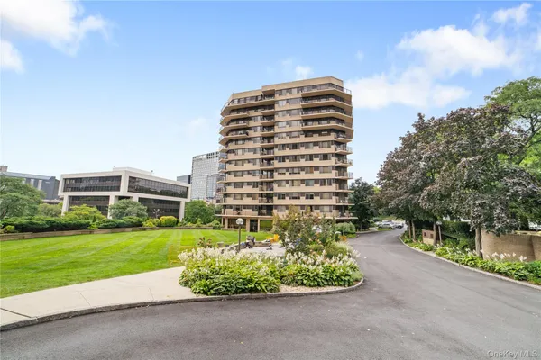 $499,000 | 25 Rockledge Avenue, Unit 801, White Plains, NY 10601