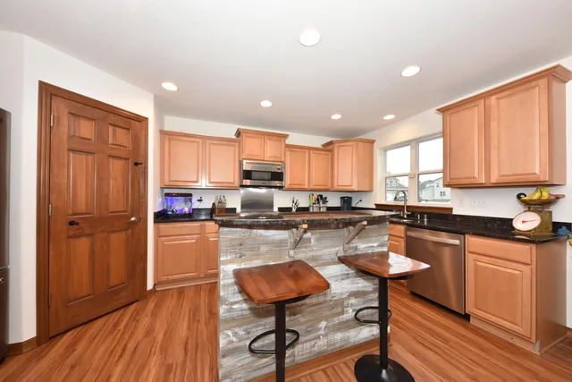 $475,000 | 414 Yosemite Avenue, Hartford, WI 53027