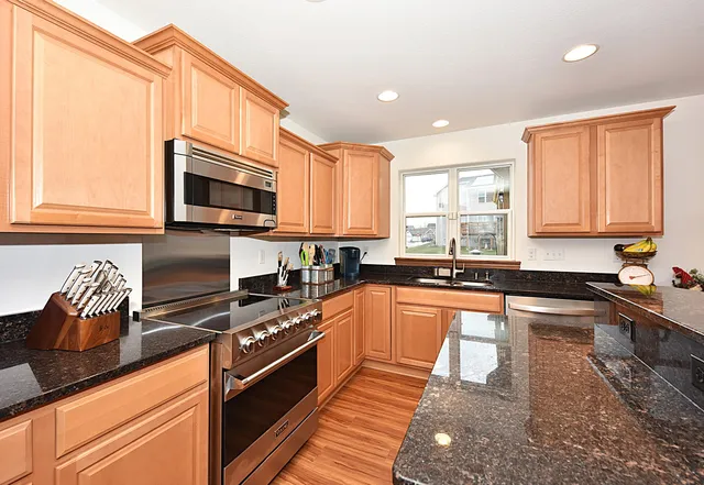 $475,000 | 414 Yosemite Avenue, Hartford, WI 53027