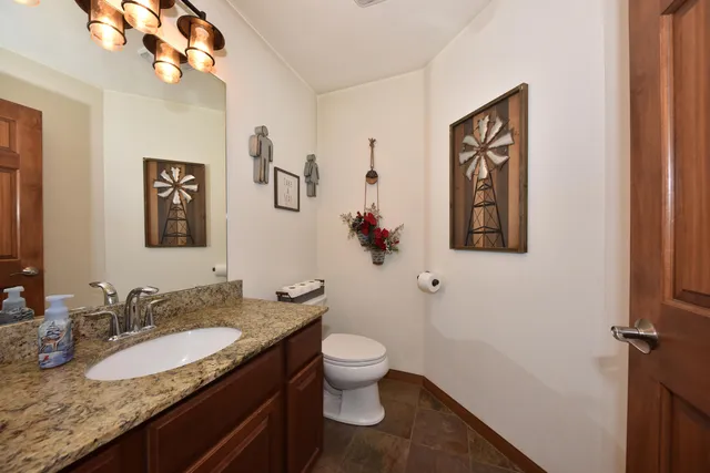 $475,000 | 414 Yosemite Avenue, Hartford, WI 53027