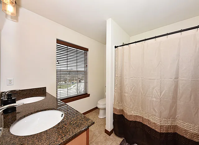 $475,000 | 414 Yosemite Avenue, Hartford, WI 53027