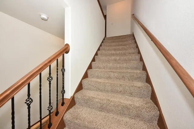 $475,000 | 414 Yosemite Avenue, Hartford, WI 53027