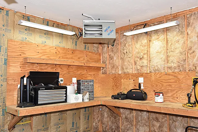 $475,000 | 414 Yosemite Avenue, Hartford, WI 53027