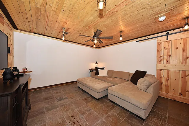 $475,000 | 414 Yosemite Avenue, Hartford, WI 53027