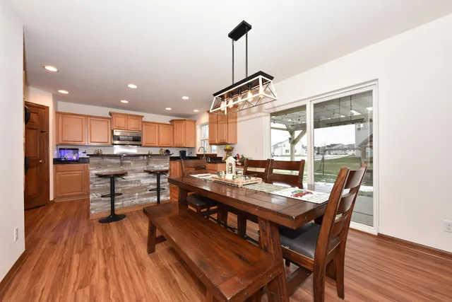 $475,000 | 414 Yosemite Avenue, Hartford, WI 53027