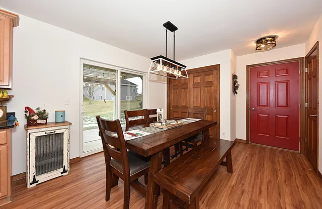 $475,000 | 414 Yosemite Avenue, Hartford, WI 53027