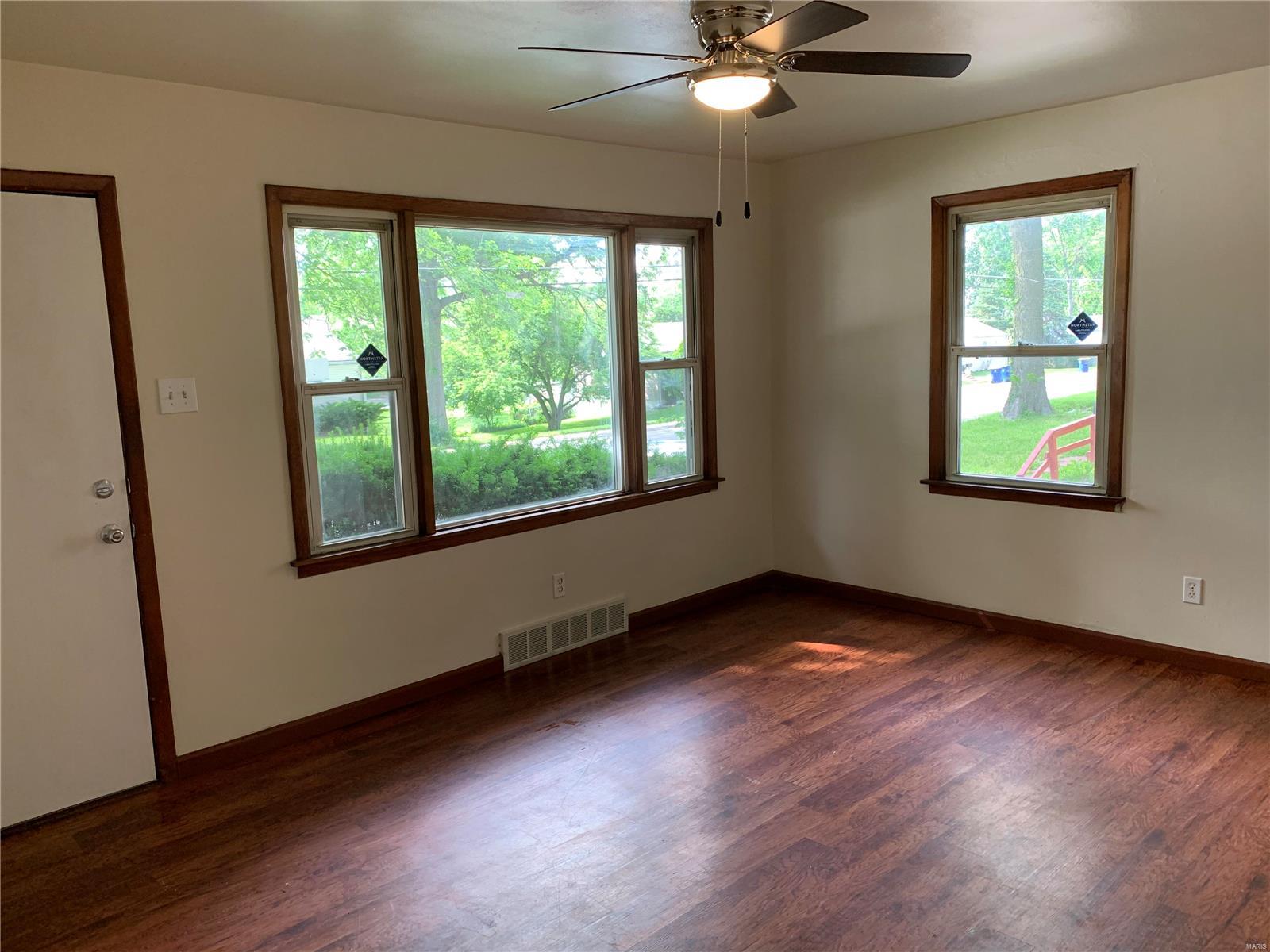 3620 Adie Road St. Ann, MO 63074 - Photo 2 of 8 Gallery Image 2
