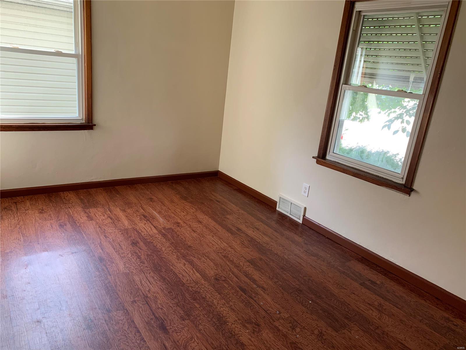 3620 Adie Road St. Ann, MO 63074 - Photo 5 of 8 Gallery Image 5