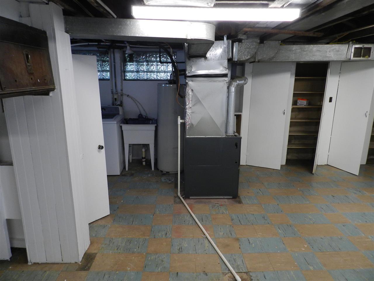 8211 Stephens Center Line, MI 48015 - Photo 14 of 50 Gallery Image 14