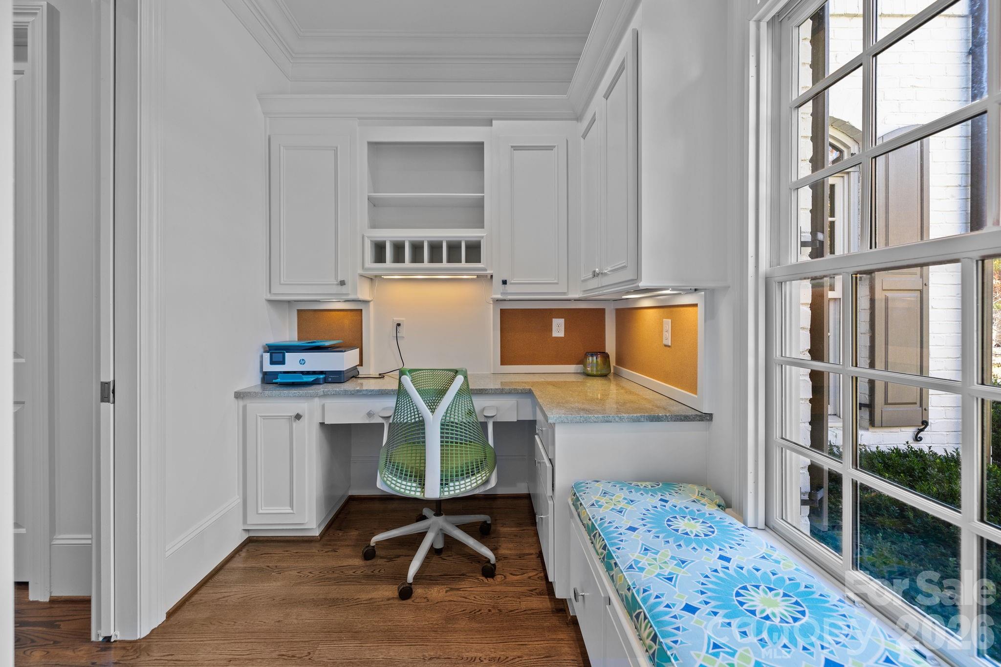 3907 Foxcroft Road Charlotte, NC 28211 - Photo 24 of 48