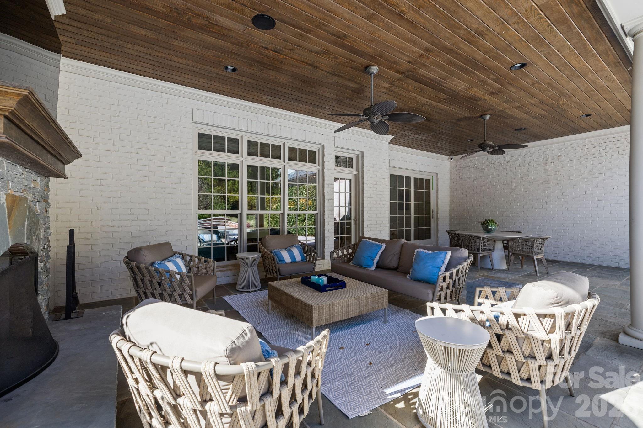 3907 Foxcroft Road Charlotte, NC 28211 - Photo 38 of 48