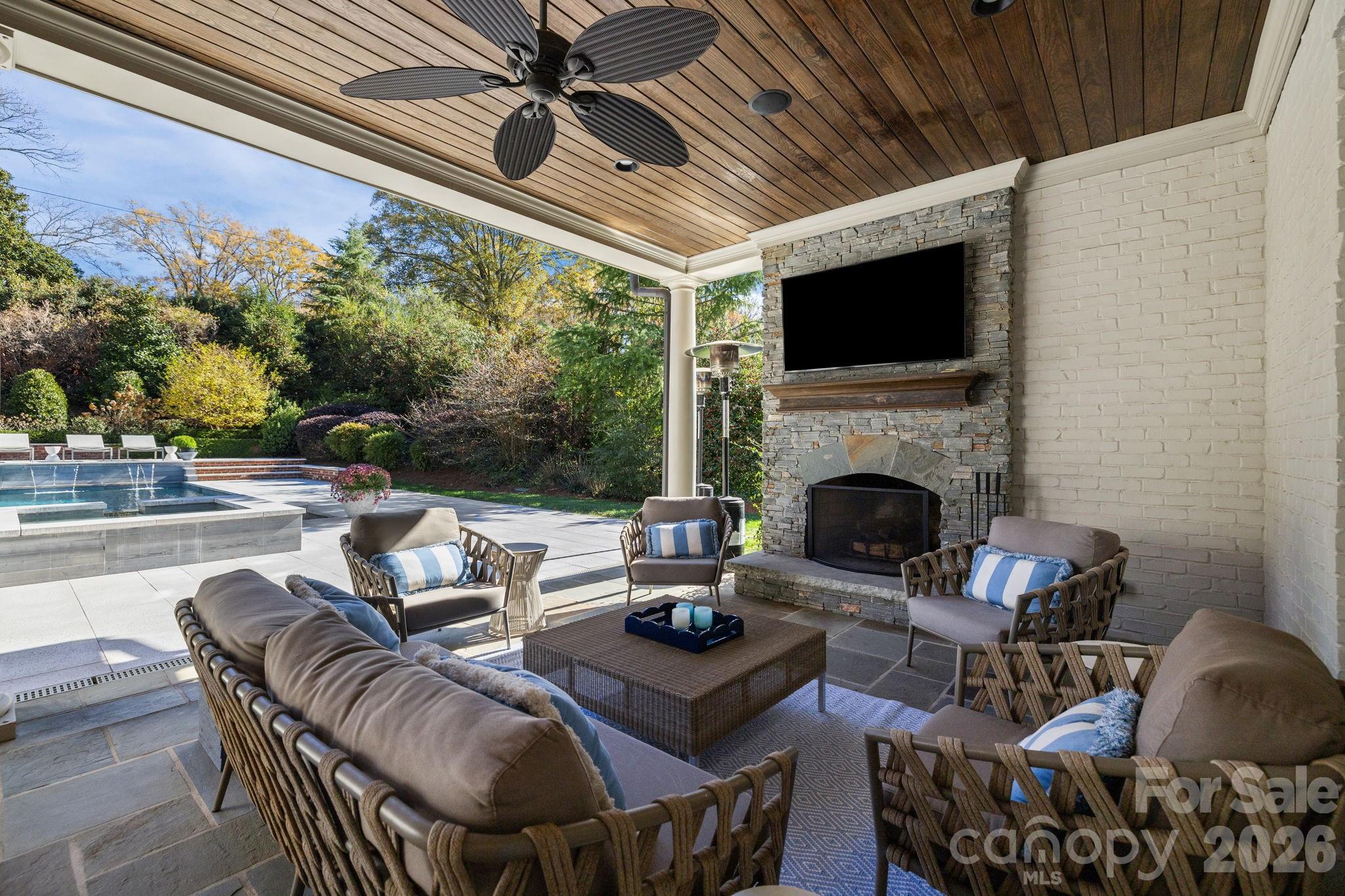 3907 Foxcroft Road Charlotte, NC 28211 - Photo 39 of 48