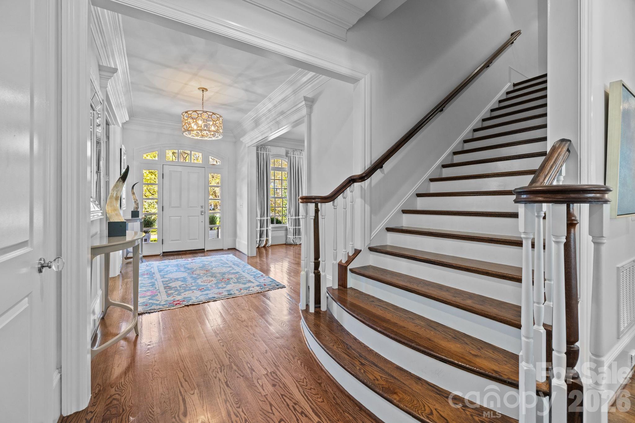 3907 Foxcroft Road Charlotte, NC 28211 - Photo 4 of 48