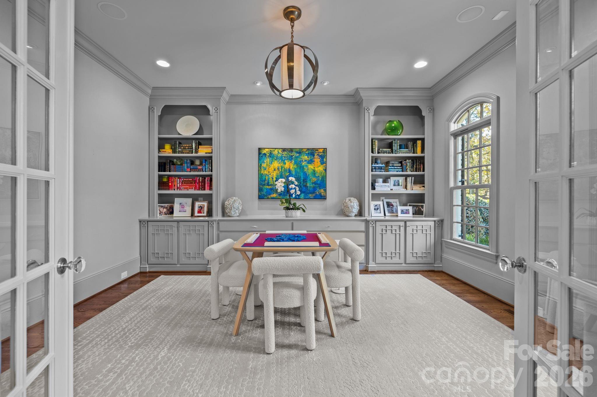 3907 Foxcroft Road Charlotte, NC 28211 - Photo 5 of 48