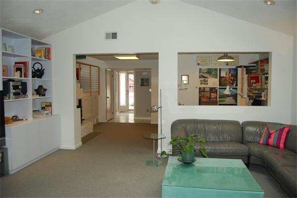 7 Randy Road Framingham, MA 01701 - Photo 4 of 29 Gallery Image 4